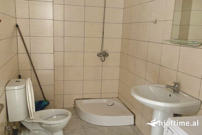 Shtepi ne shitje 2+1 ne Tirane - 130,000 Euro
