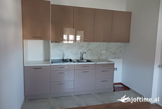 Shtepi me qera 1+1 ne Tirane - 350 Euro