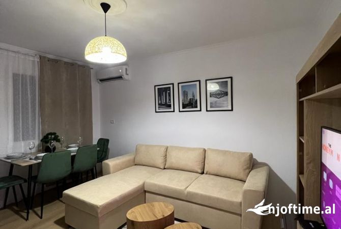 Shtepi me qera 1+1 ne Tirane - 650 Euro