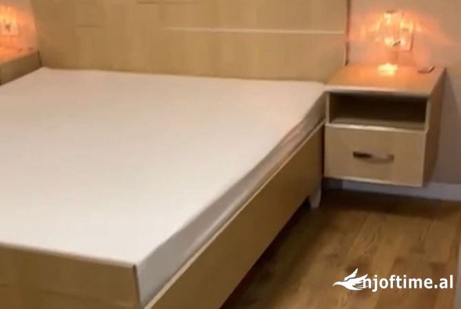 Shtepi me qera 2+1 ne Tirane - 700 Euro