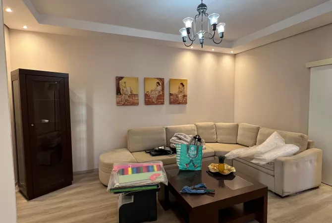 Shtepi me qera 2+1 ne Tirane - 500 Euro