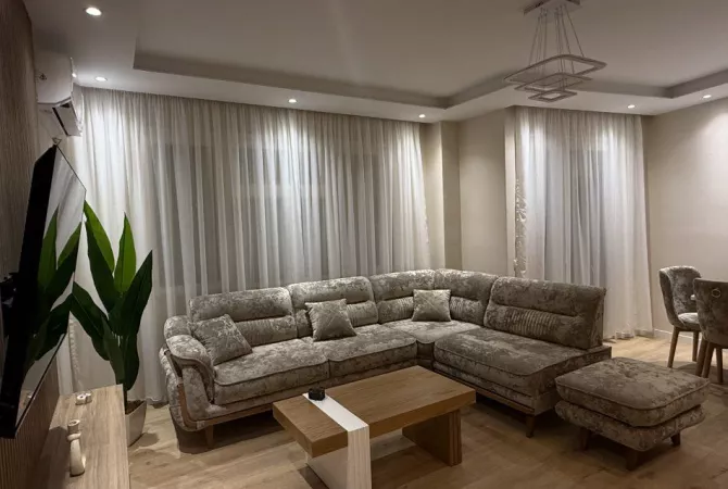 Shtepi me qera 2+1 ne Tirane - 800 Euro