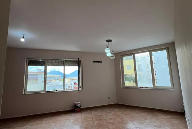 Casa in affitto 2+1 a Tirana - 550 Euro