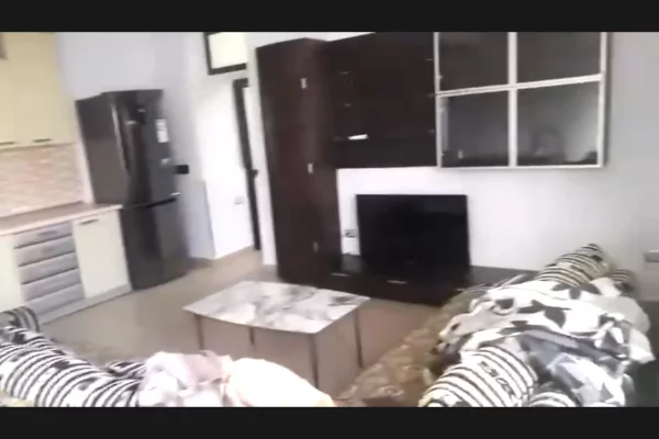 Shtepi me qera 1+1 ne Tirane - 410 Euro