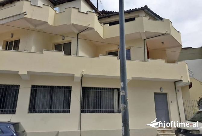 Shtepi ne shitje 6+1 ne Tirane - 350,000 Euro