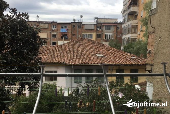 Shtepi me qera 3+1 ne Tirane - 650 Euro