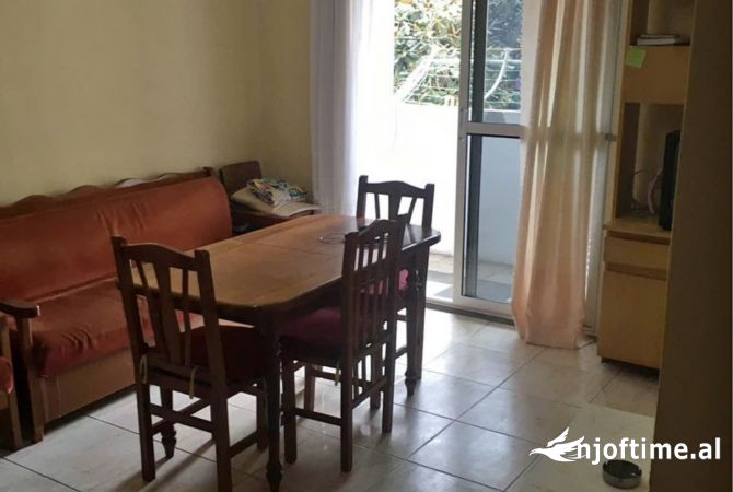 Shtepi me qera 3+1 ne Tirane - 650 Euro