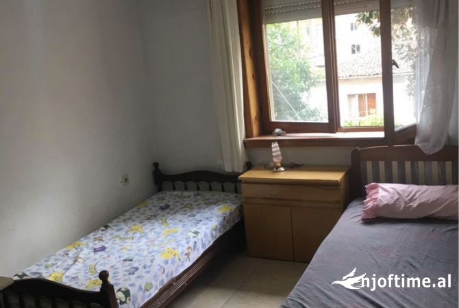 Shtepi me qera 3+1 ne Tirane - 650 Euro