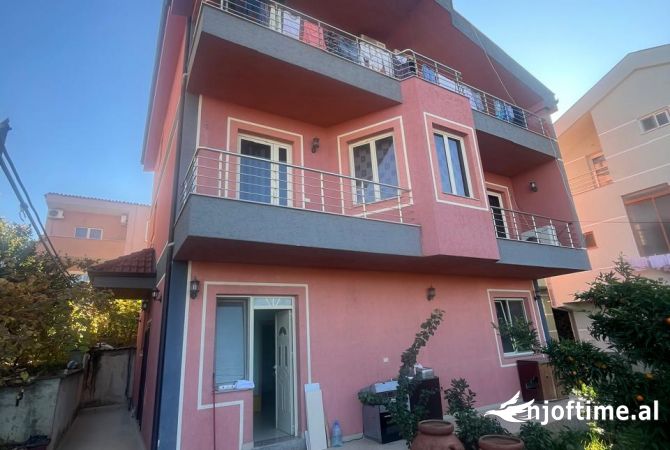 Shtepi me qera 2+1 ne Tirane - 330 Euro