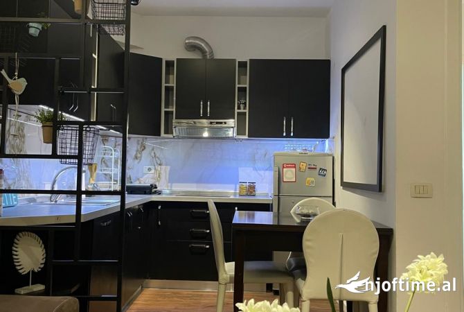 Shtepi ne shitje 1+1 ne Tirane - 130,000 Euro