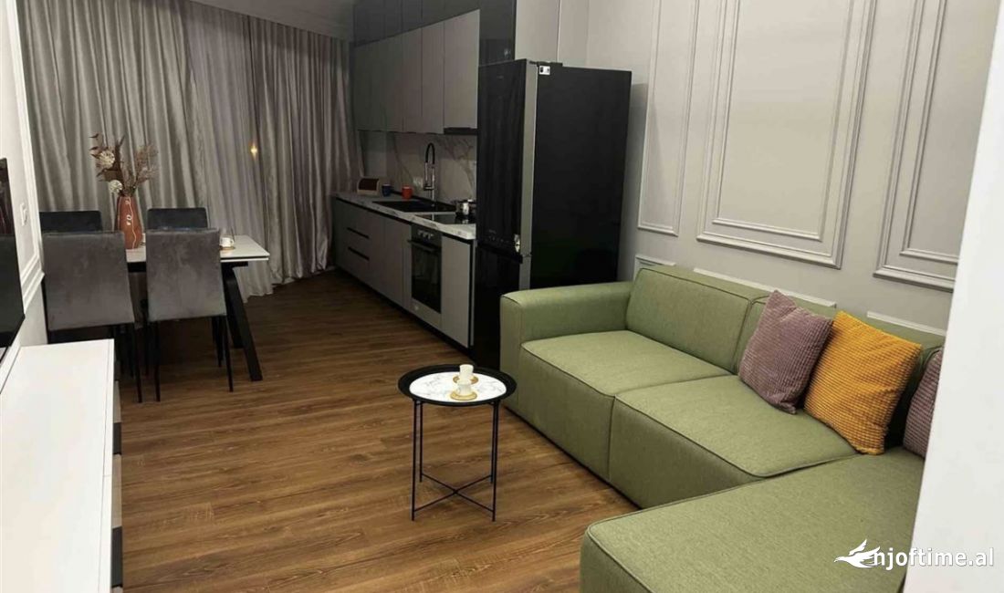 Shtepi me qera Apartament ne Tirane, 2+1, Mobilimi E mobiluar, Pagesa 1,000  Euro.