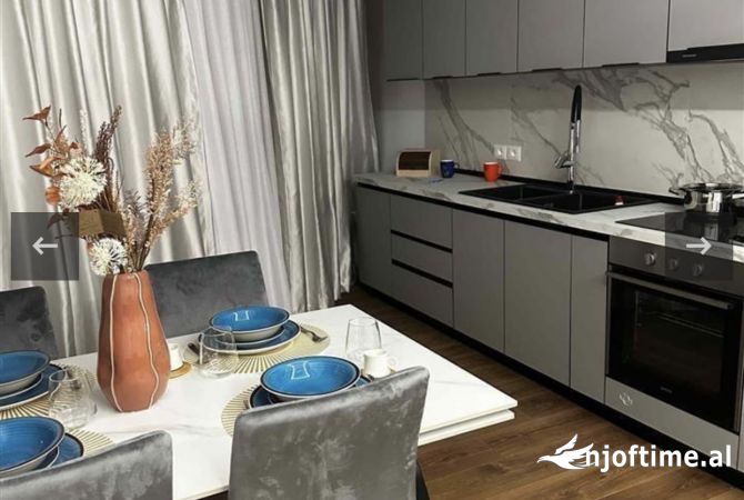 Shtepi me qera Apartament ne Tirane, 2+1, Mobilimi E mobiluar, Pagesa 1,000  Euro.
