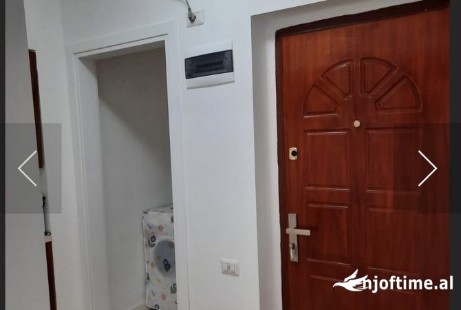 Shtepi ne shitje Apartament ne Tirane, 1+1, Mobilimi Pjeserisht e mobiluar, Pagesa 135,000  Euro.