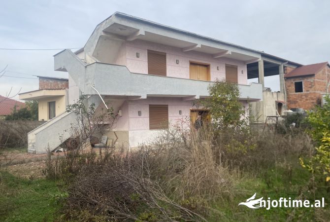 Shtepi ne shitje 4+1 ne Tirane - 155,000 Euro