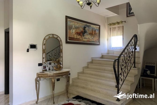 Shtepi ne shitje 4+1 ne Tirane - 190,000 Euro