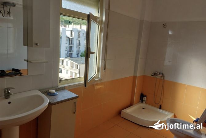 Shtepi ne shitje Apartament ne Durres, 1+1, Mobilimi E mobiluar, Pagesa 69,000  Euro.