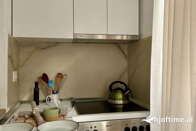Shtepi me qera 1+1 ne Tirane - 620 Euro