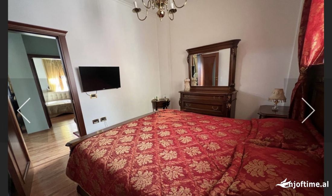 Shtepi me qera Shtepi Private ne Tirane, 2+1, Mobilimi E mobiluar, Pagesa 400  Euro.