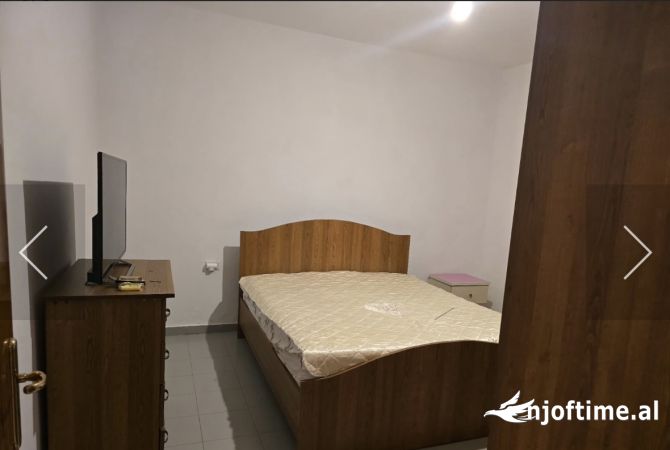 Shtepi me qera 2+1 ne Tirane - 400 Euro