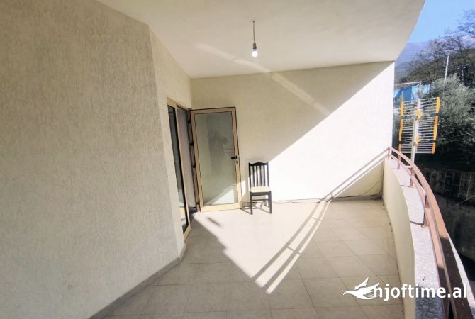 Shtepi ne shitje 2+1 ne Tirane - 93,000 Euro