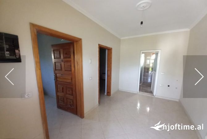 Shtepi me qera 2+1 ne Tirane - 300 Euro