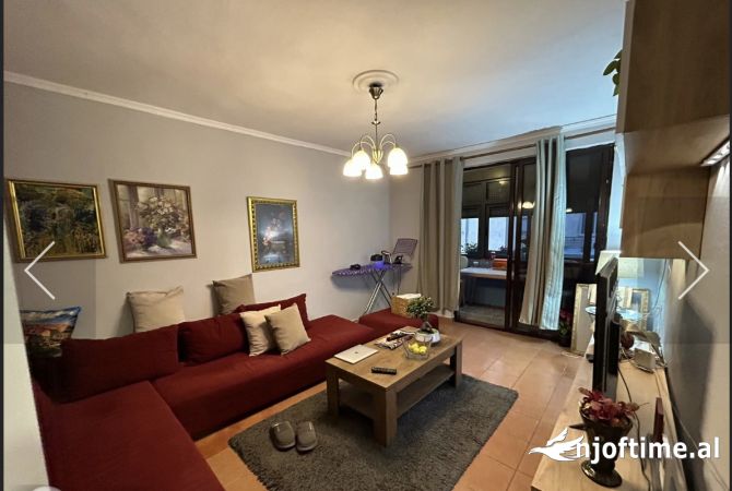 Shtepi me qera 2+1 ne Tirane - 500 Euro
