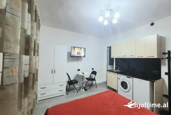 Shtepi me qera Garsoniere ne Tirane - 270 Euro