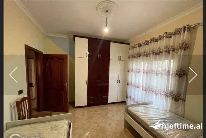 Shtepi me qera Apartament ne Tirane, 3+1, Mobilimi E mobiluar, Pagesa 600  Euro.