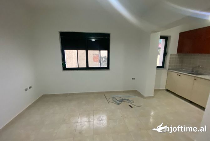 Shtepi ne shitje 1+1 ne Tirane - 103,000 Euro