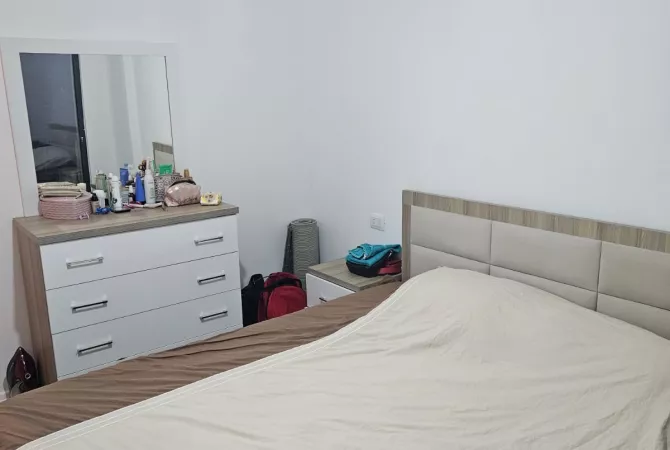 Shtepi me qera Apartament ne Tirane, 1+1, Mobilimi E mobiluar, Pagesa 500  Euro.