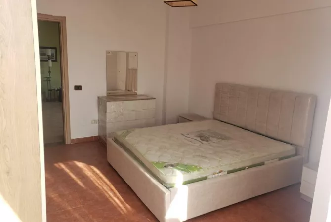 Shtepi me qera 2+1 ne Tirane - 600 Euro