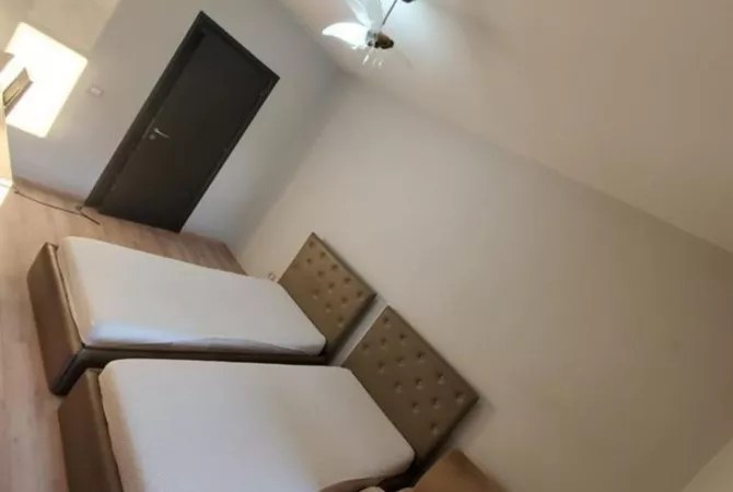 Shtepi me qera 2+1 ne Tirane - 650 Euro