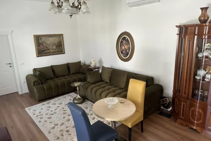 Shtepi ne shitje Shtepi Private ne Tirane, 2+1, Mobilimi E mobiluar, Pagesa 280,000  Euro.