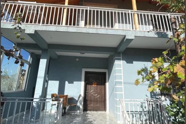 Shtepi me qera 3+1 ne Tirane - 450 Euro