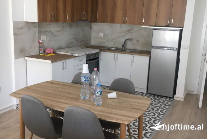 Shtepi me qera 1+1 ne Tirane - 500 Euro