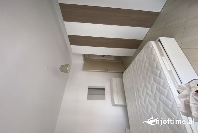 Shtepi me qera 2+1 ne Tirane - 450 Euro