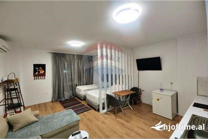 Shtepi me qera Garsoniere ne Tirane - 450 Euro