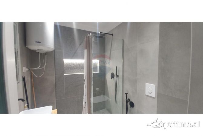 Shtepi me qera Apartament ne Tirane, 2+1, Mobilimi E mobiluar, Pagesa 650  Euro.