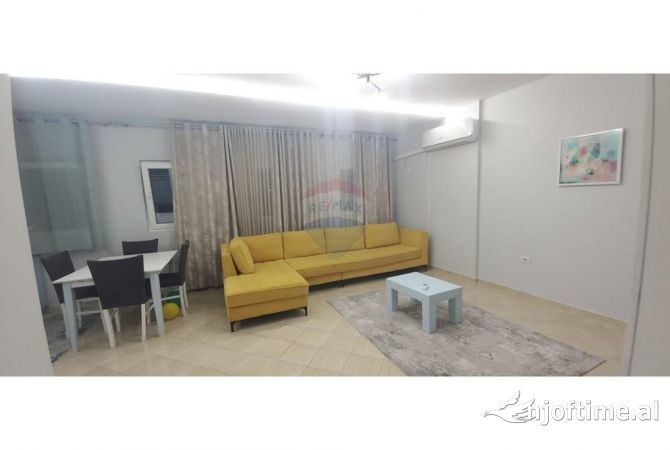 Shtepi me qera 2+1 ne Tirane - 650 Euro
