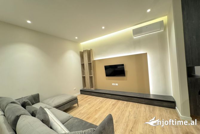 Shtepi me qera 1+1 ne Tirane - 800 Euro