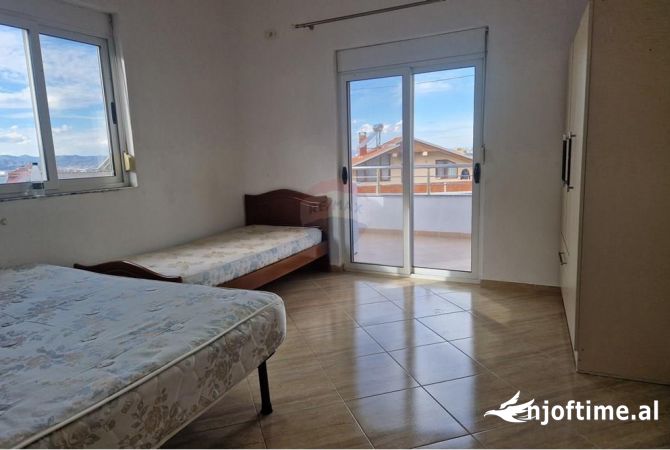 Shtepi me qera 2+1 ne Tirane - 450 Euro