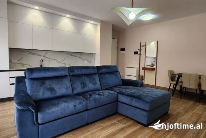 Shtepi me qera 1+1 ne Tirane - 750 Euro