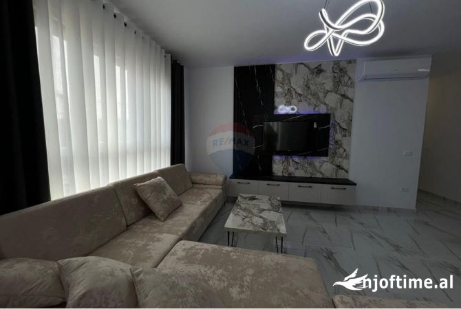 Shtepi me qera 2+1 ne Tirane - 800 Euro