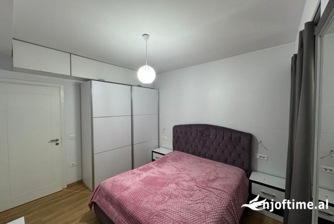 Shtepi me qera 2+1 ne Tirane - 650 Euro