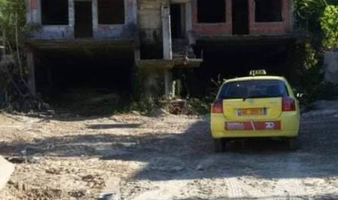 Shtepi + Toke ne shitje ne Misto Mame (ID 07124)