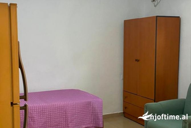 Shtepi me qera Garsoniere ne Tirane - 12,000 Leke
