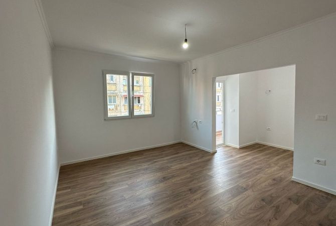 Shtepi me qera 2+1 ne Tirane - 850 Euro
