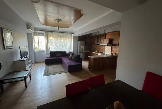 Shtepi me qera 3+1 ne Tirane - 600 Euro