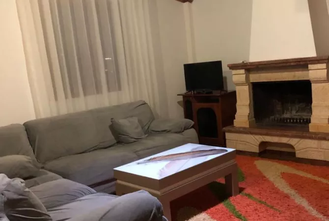 Shtepi me qera 2+1 ne Tirane - 500 Euro