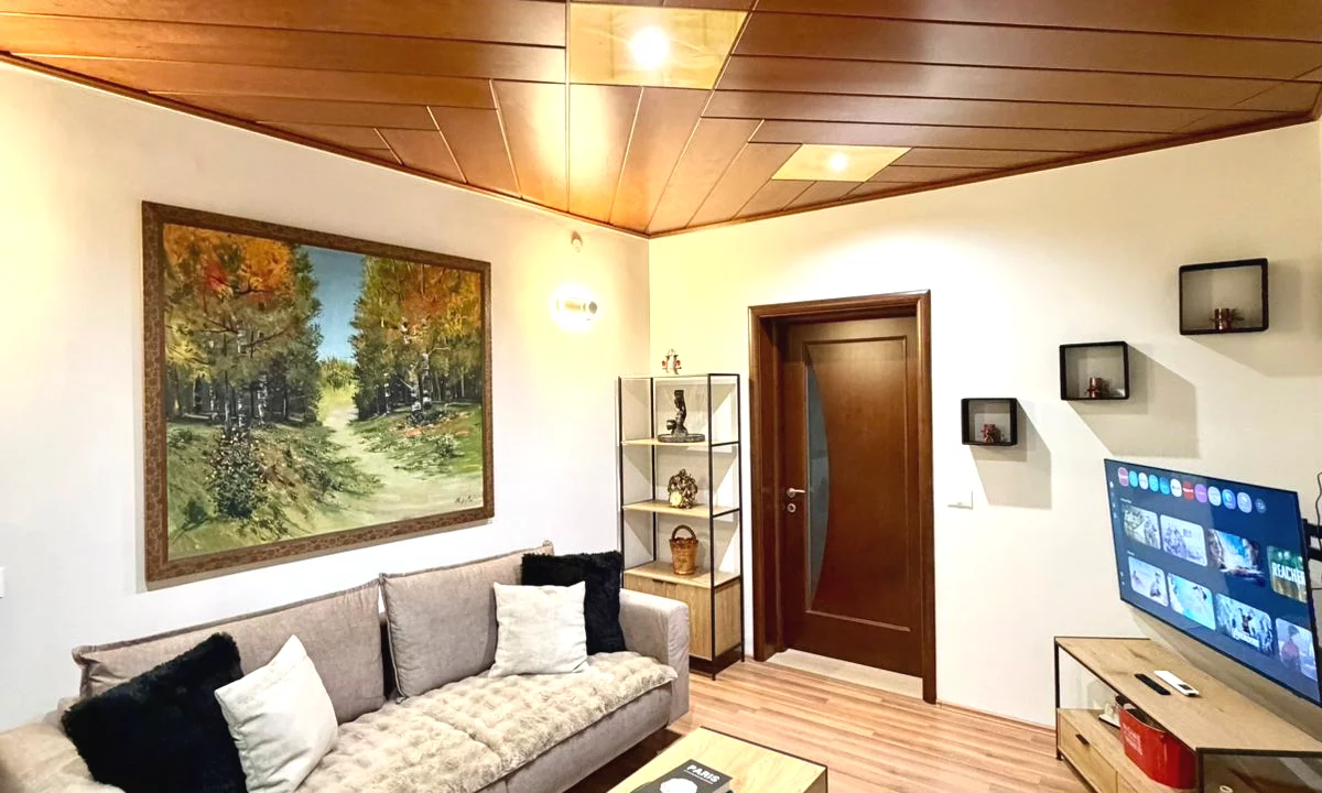 Shtepi me qera Apartament ne Tirane, 2+1, Mobilimi E mobiluar, Pagesa 600  Euro.